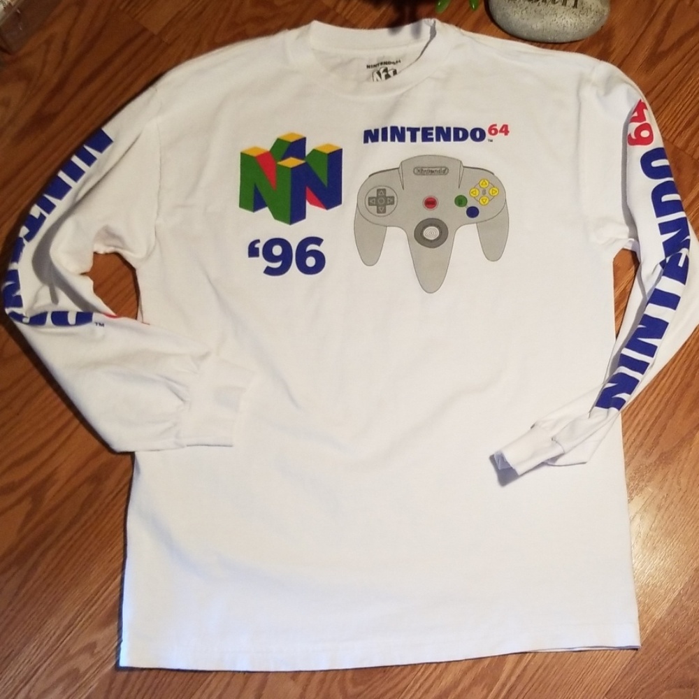 Nintendo 64 t‎ shirt med